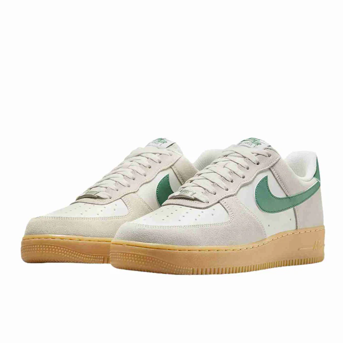 AIR FORCE 1 '07 LV8 - Image 3