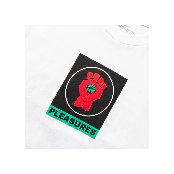 BADGE T-SHIRT - Image 3