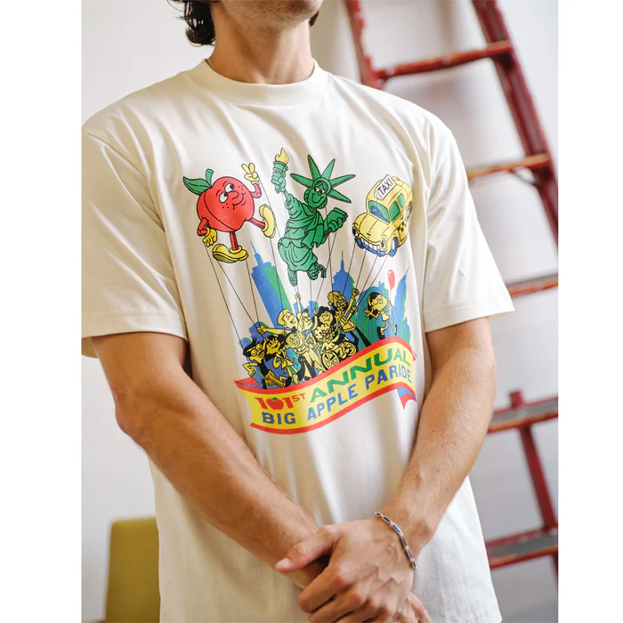 BIG APPLE PARADE T-SHIRT - NATURAL - Image 6