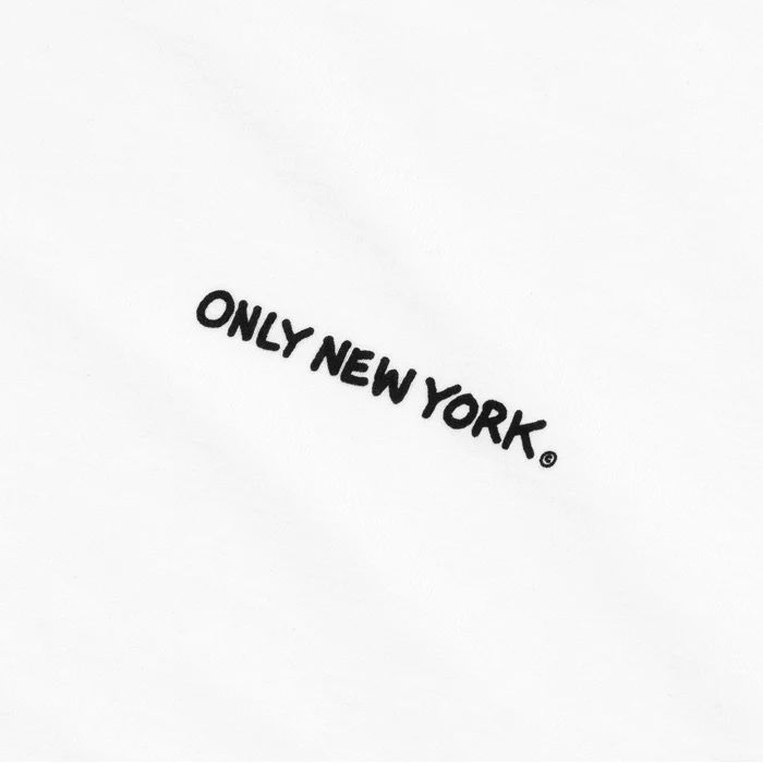 BIG APPLE SKYLINE T-SHIRT - WHITE - Image 4
