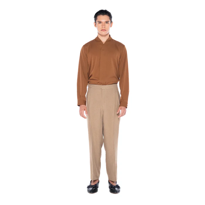 CAMEL CLASSIC PANTS WITH PLEATS AND BELT - Image 2