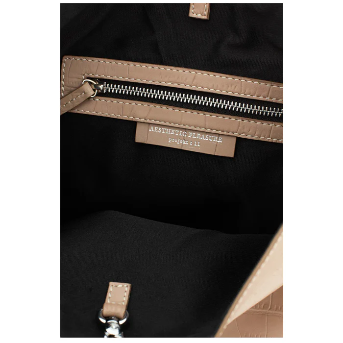 CLOSER BACKPACK ALLIGATOR BEIGE - Image 6