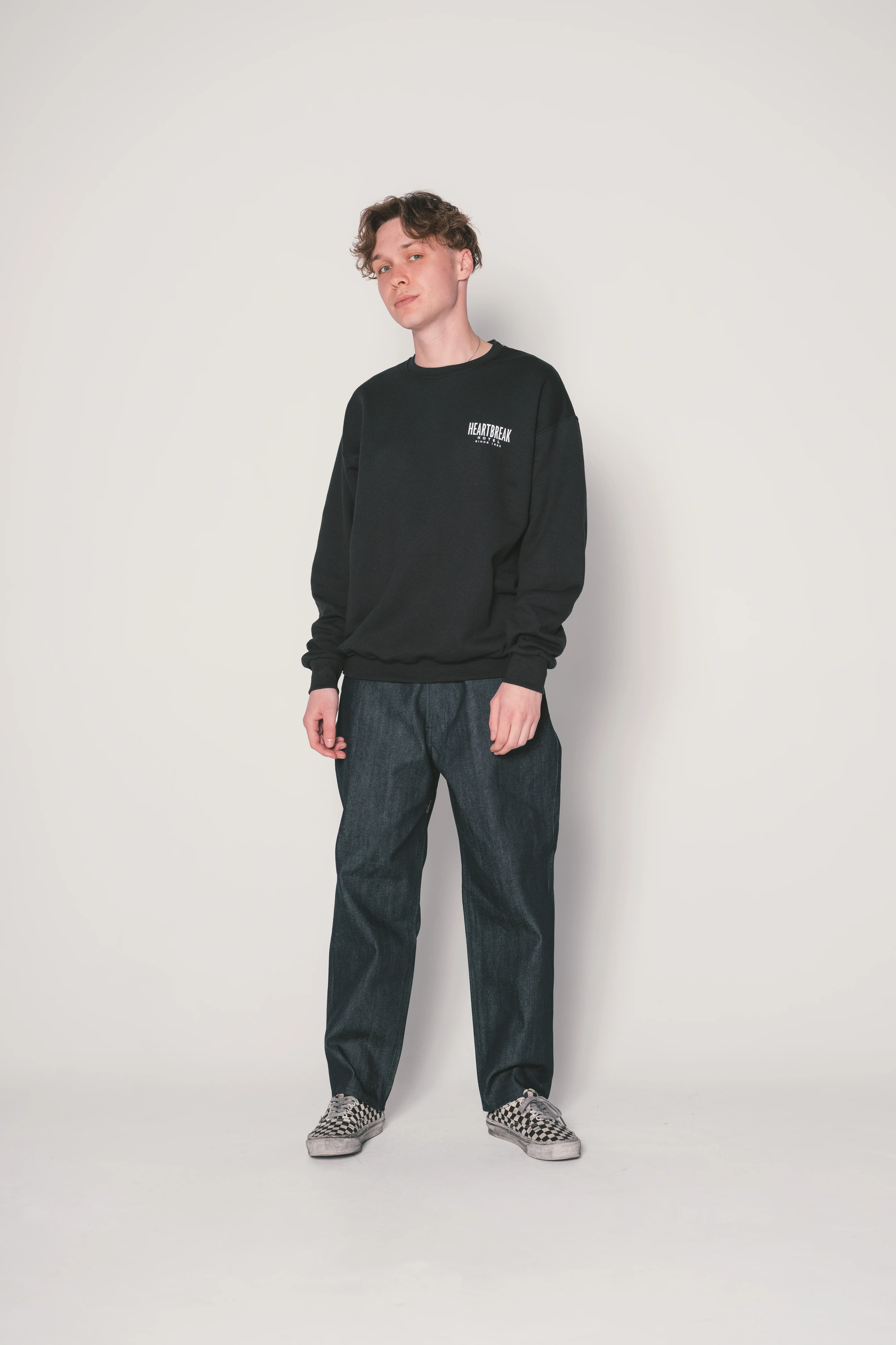L/S PRINTED C-NECK SWEAT "HAWKE" - Image 7