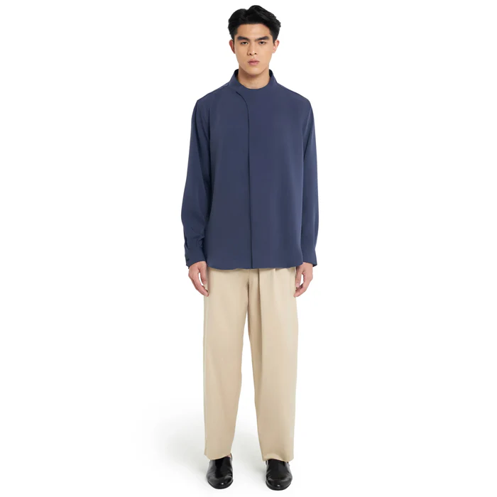 NAVY COLLARLESS OVERLAP LONGSLEEVES SHIRT - Image 2