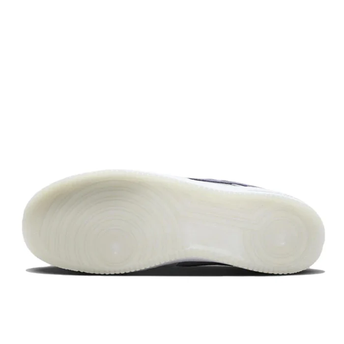 Nike Air Force 1 '07 LV8 - Image 5