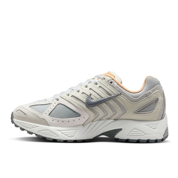 NIKE AIR PEGASUS 2005 WOMENS - Image 2
