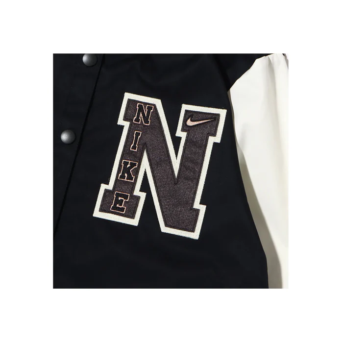 Nike Sportswear - Image 4