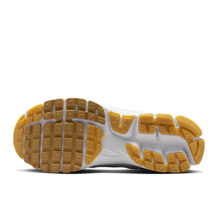 Nike Zoom Vomero 5 Womens - Image 4