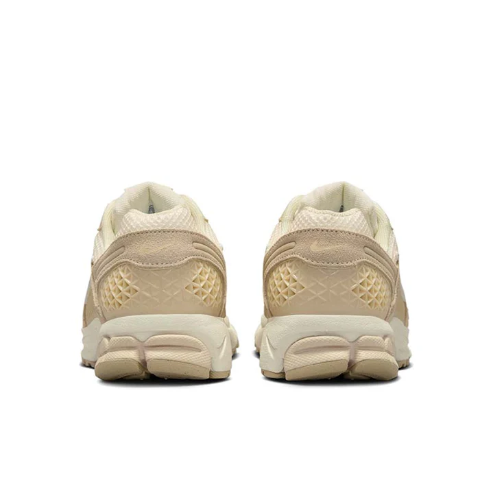 Nike Zoom Vomero 5 Womens - Image 3