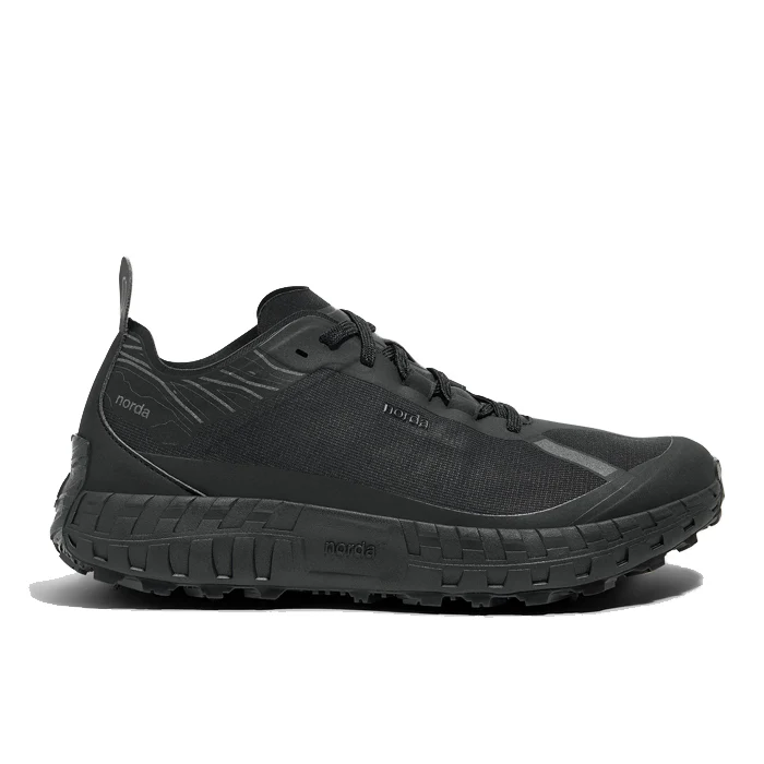 NORDA - Shoes 001A Men (STEALTH BLACK)