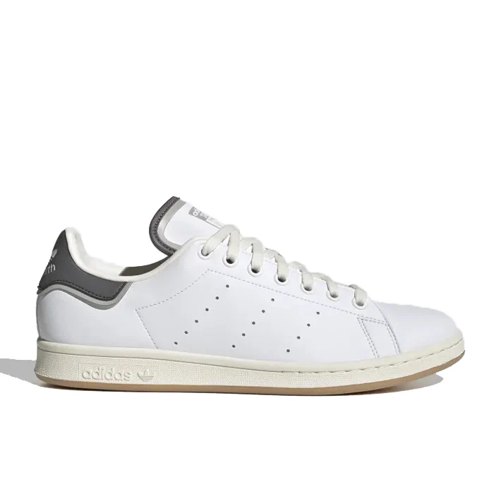 STAN SMITH