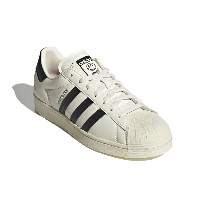 SUPERSTAR - Image 3