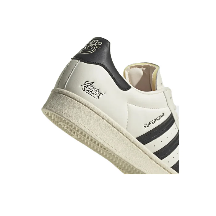 SUPERSTAR - Image 6