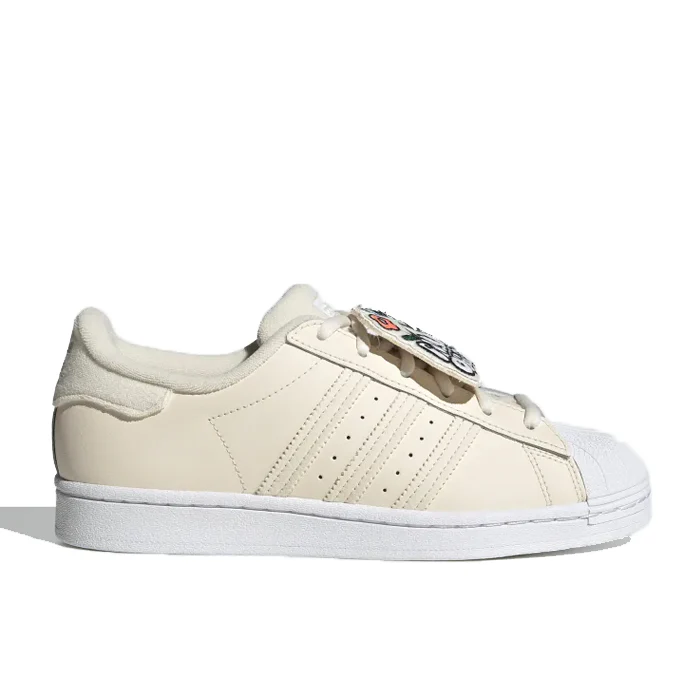 SUPERSTAR W
