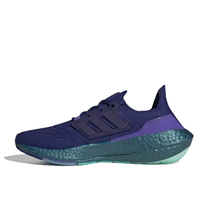 ULTRABOOST 22 W - Image 2
