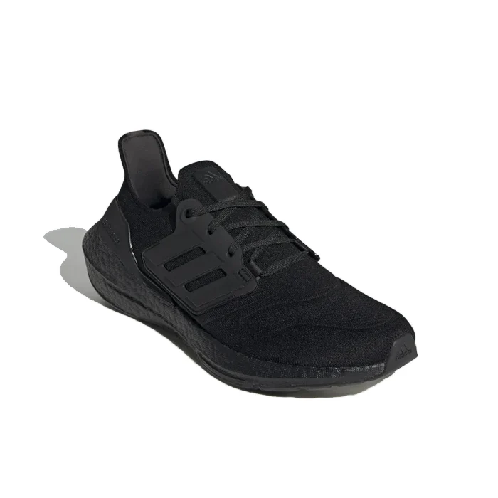 ULTRABOOST 22 - Image 3