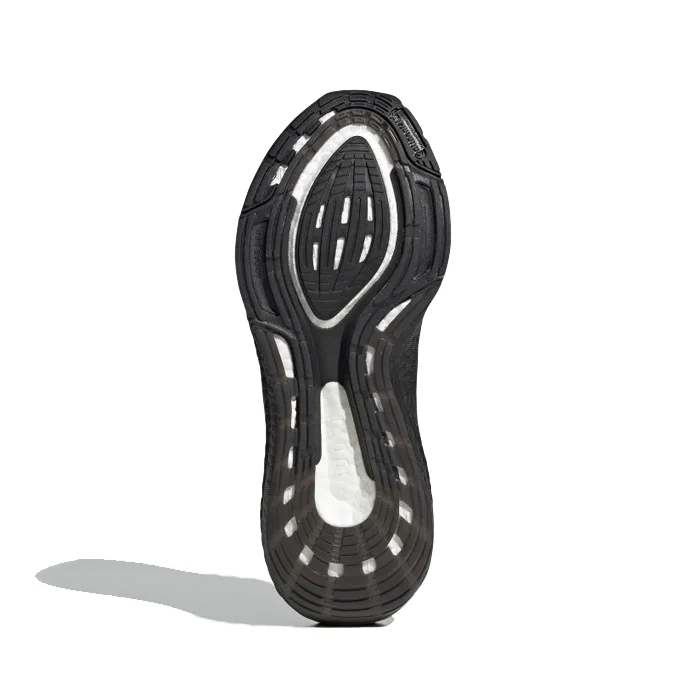 ULTRABOOST 22 - Image 5