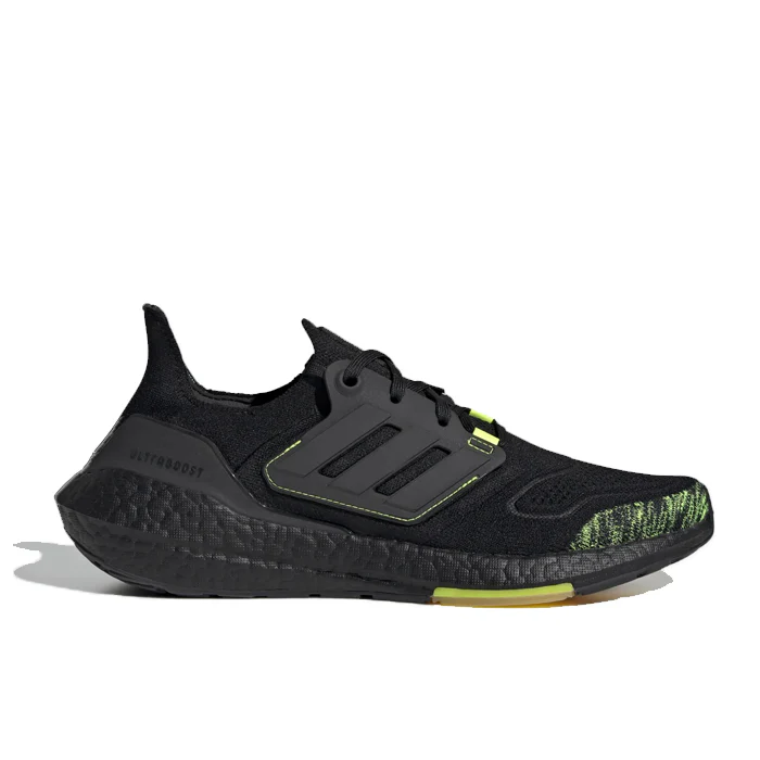ULTRABOOST 22