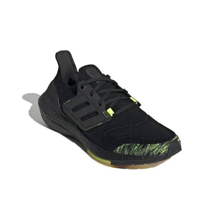 ULTRABOOST 22 - Image 3