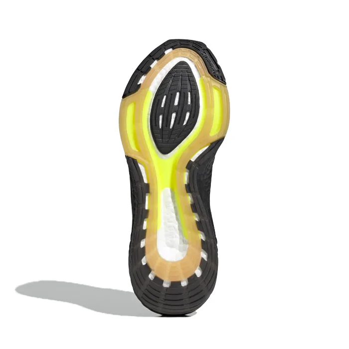 ULTRABOOST 22 - Image 5