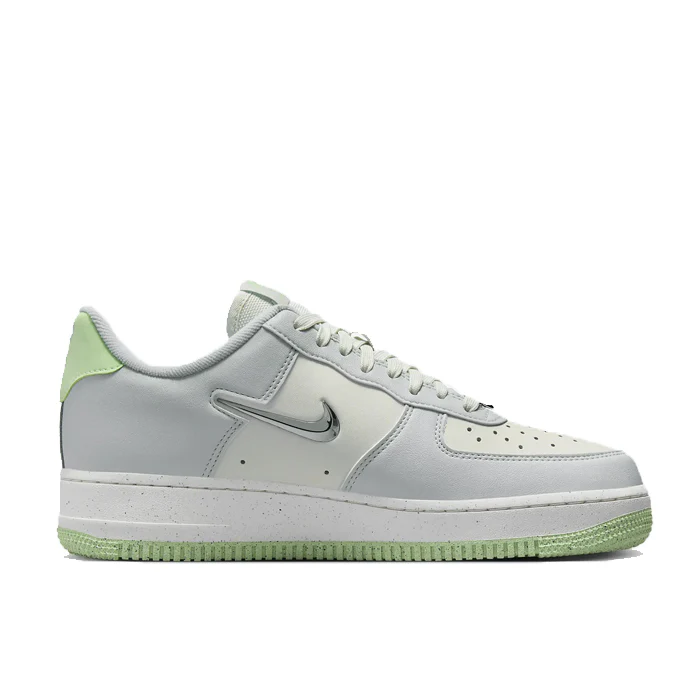 WOMENS AIR FORCE 1 '07 NN SE