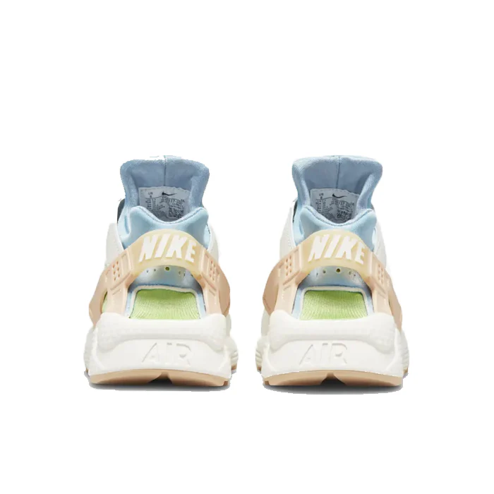 W NIKE AIR HUARACHE SE - Image 4