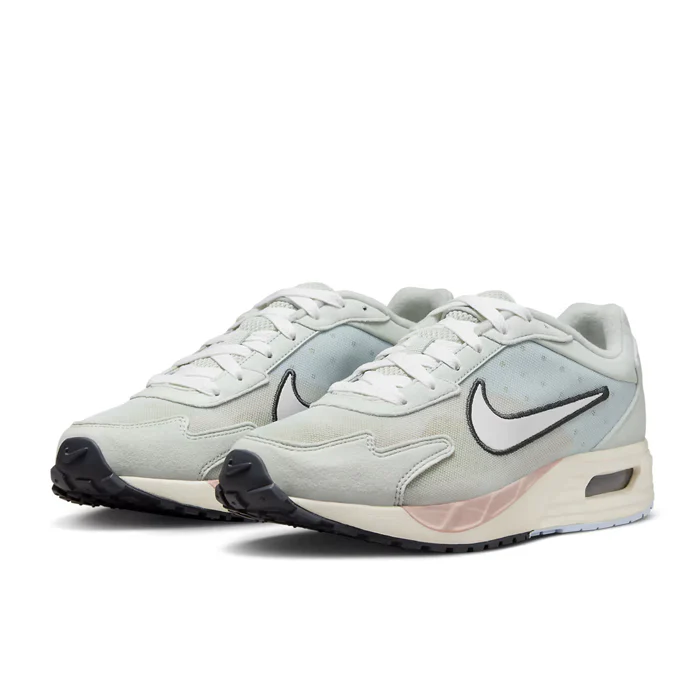 W NIKE AIR MAX SOLO - Image 3