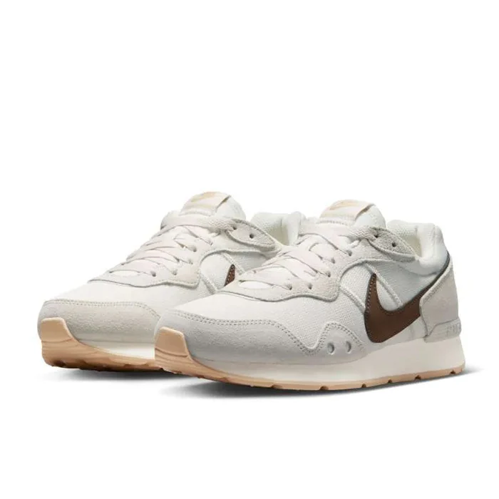 WMNS NIKE VENTURE RUNNER - Image 3