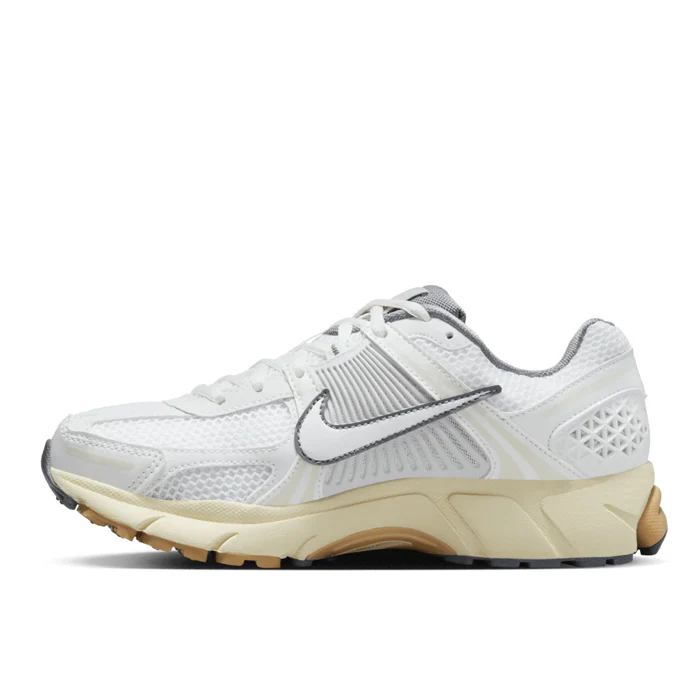 WOMENS NIKE ZOOM VOMERO 5 - Image 2